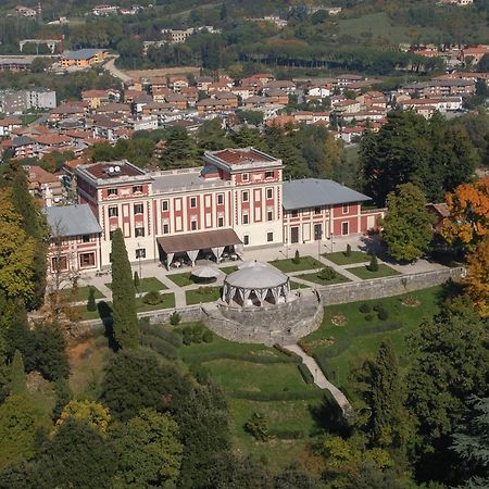 Park Hotel Villa Potenziani Rieti Exteriör bild